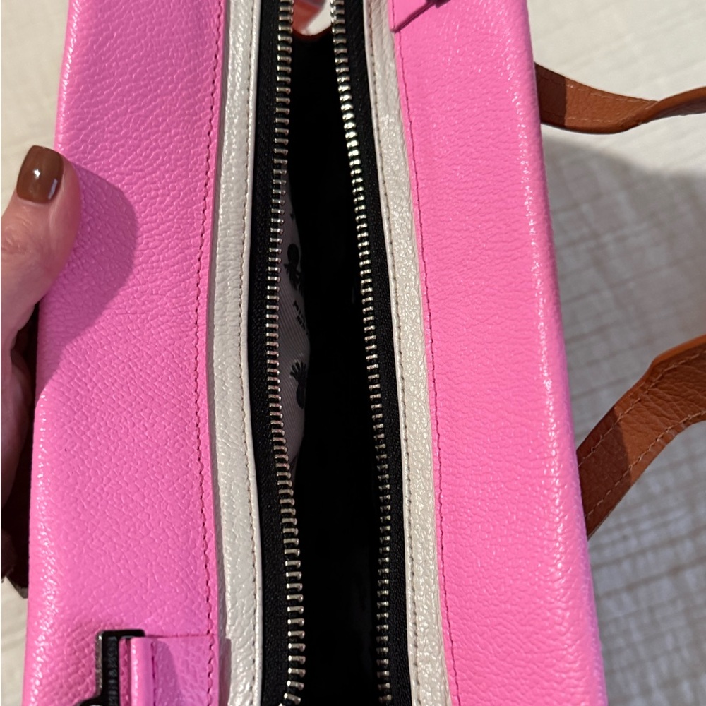 Min & Mon Pink and Brown Eye-Patterned Bag, and octopus keychain - Picture 4 of 13
